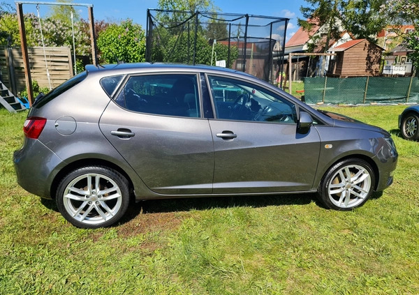Seat Ibiza cena 39900 przebieg: 91000, rok produkcji 2017 z Szczecin małe 79